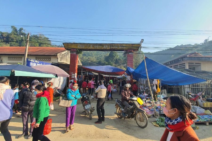 Hanoi to Van Son Cycling Tour 3 Days: Explore the Roof of Muong Bi